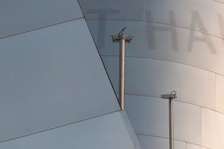 gehry, frank gehry, abstract, architecture, design, photography, architectural, tim macauley, I now know what it’s like to live in a jukebox, photograph, detail, building, abstraction, USA, united states, metal, shell, post modern, graphic, Los Angeles, CA, California, walt Disney, concert hall, aluminium, steel, stainless steel, minimalist, minimalism, the light monkey collective, postmodern, LA, abstractional, fine art, photographic art,    