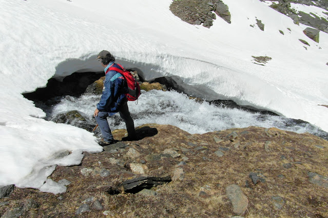 Lavaderos de la Reina, Sierra Nevada, Cascadas, Cuevas en el Deshielo