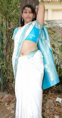 Varshini-hot-navel-show