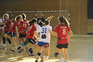 El Balonmano Zuazo cae 30-33 ante el Granollers