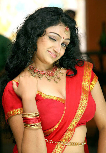 mallu actress,Telugu Hot Actress,Vaheeda Hot Navel show