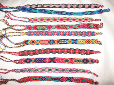 different designs for friendship bracelets