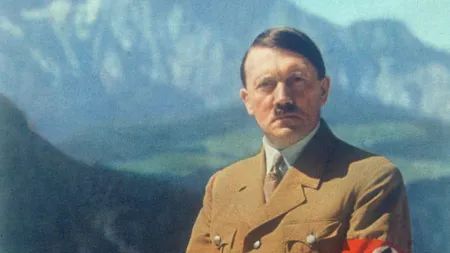 Una nuova teoria su Hitler e i globalisti che può spiegare la "pandemia"