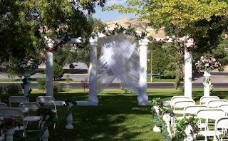 wedding decoration,outdoor wedding decorations pictures,outdoor wedding ideas,outdoor wedding decorating ideas,wedding reception decorations