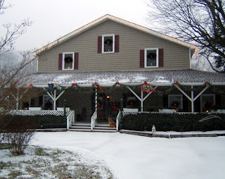 little main street inn