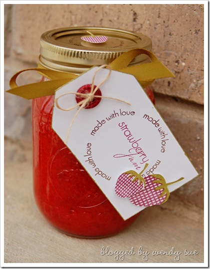 strawberry_jam_jar