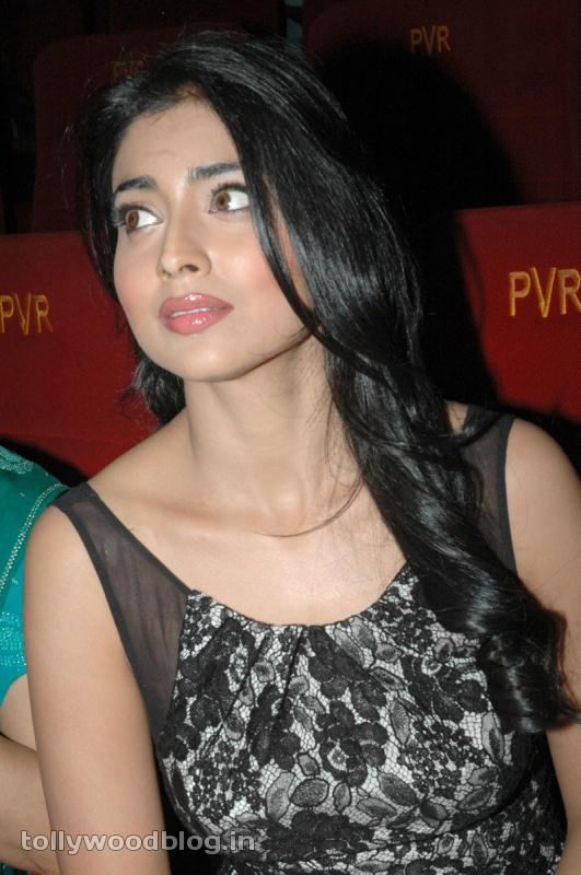 Shriya Saran Latest Photos