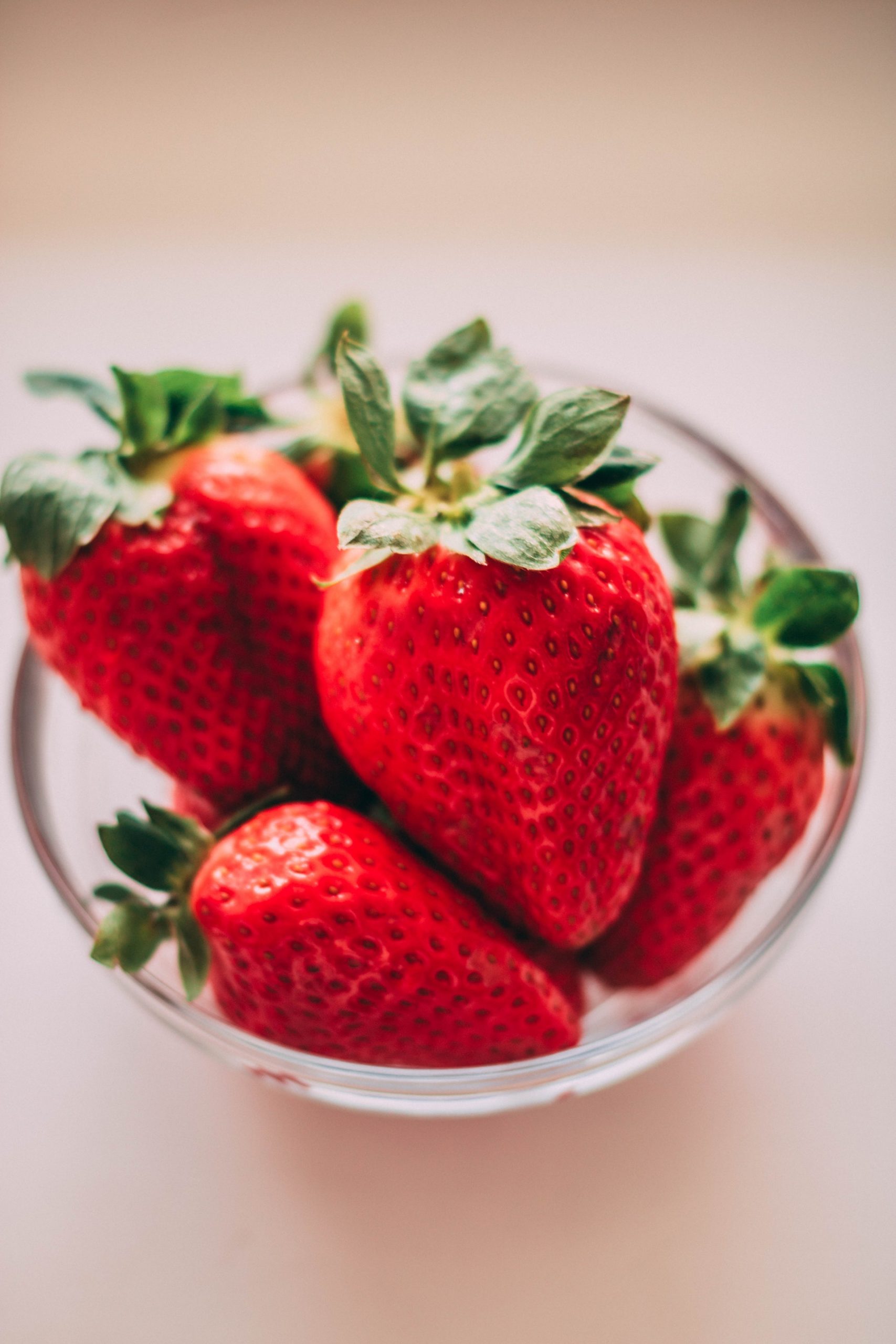 Red Cherry Fruits on Clear Glass Bowl. Photo by Kristina Paukshtite from Pexels