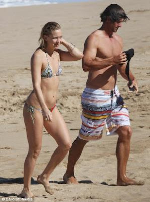 Kate Hudson and Adam Scott in Maui