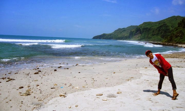 Wisata Pantai Menganti Objek Wisata di Kebumen Jawa Tengah