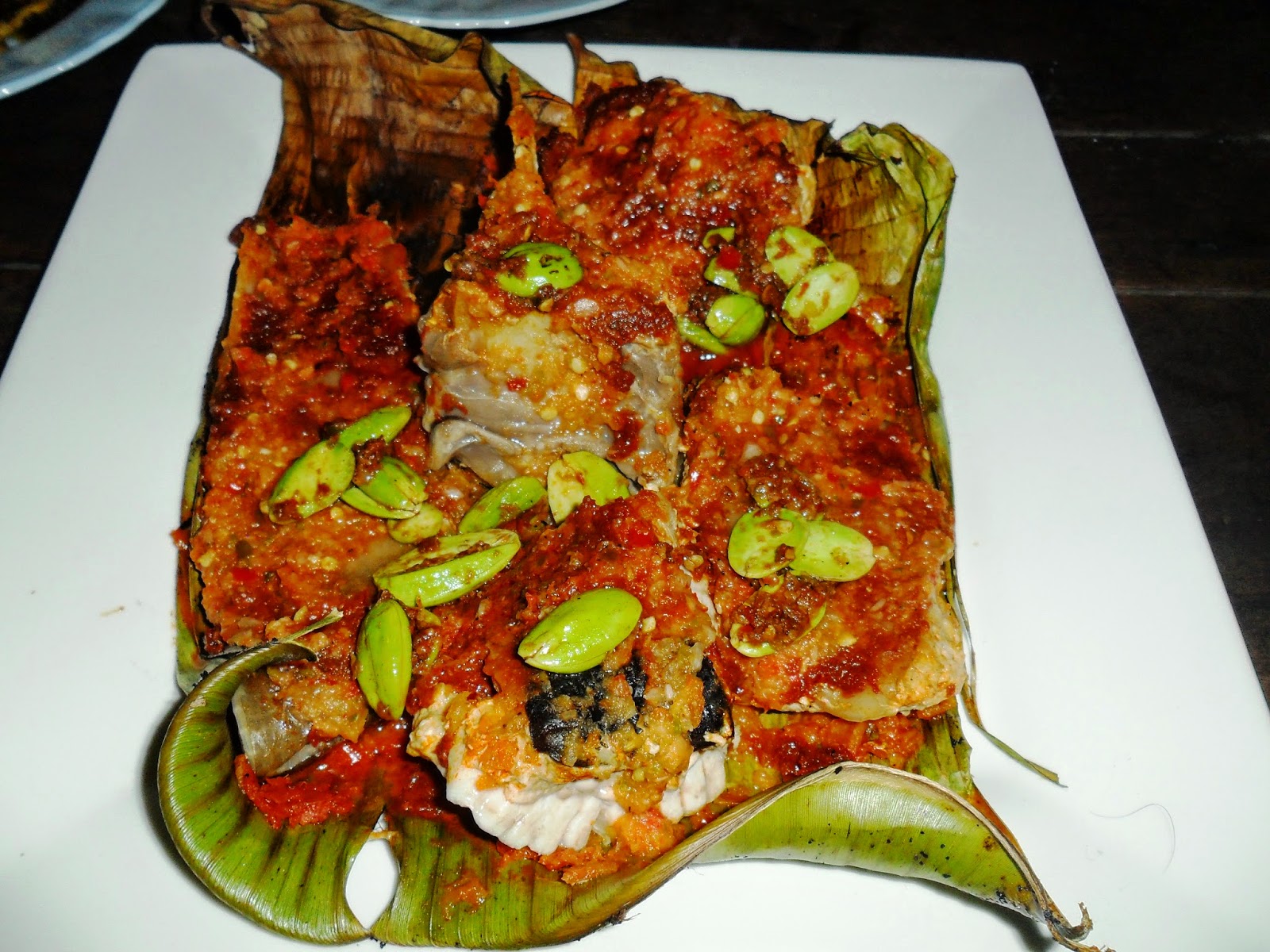 Ewe Paik Leong, The Wordslinger: Ikan bakar sambal petai the latest