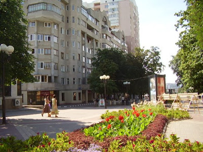 Chernyshevskogo street. Opposite view