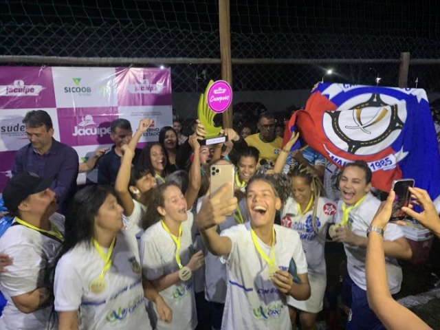 Capim Grosso empata com Quixabeira e sagra-se campeã da 3ª Copa Jacuípe de futebol feminino