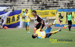 Komdis Denda Klub , Panpel Gresik United ketiban denda Terbesar