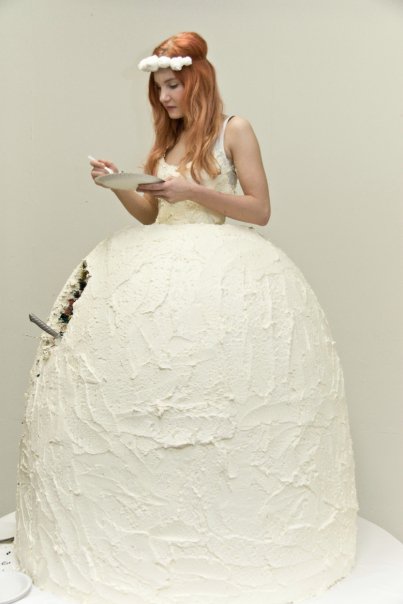 Artist Makes Cake WeddingDress