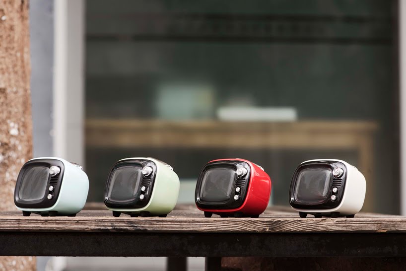 Un altavoz con diseño retro y nuevas funcionalidades