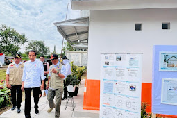 Jokowi Tinjau Contoh Rumah Tahan Gempa di Cianjur