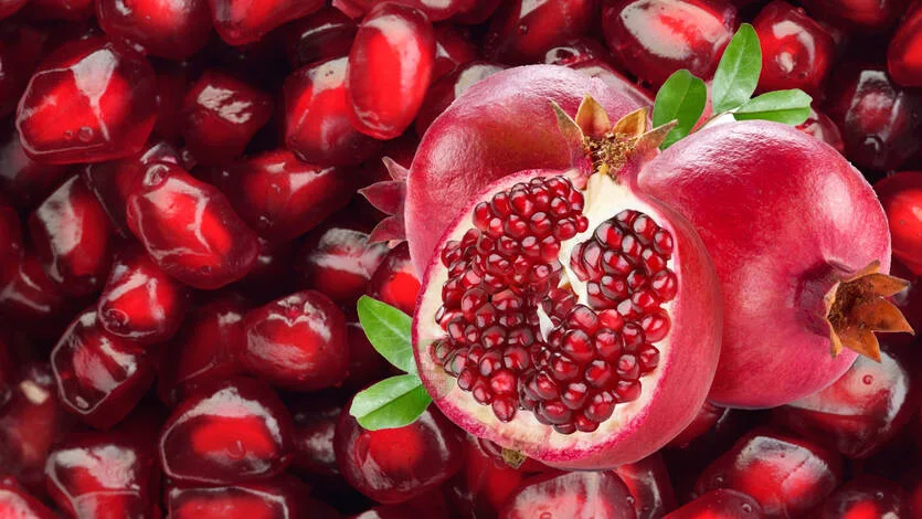 Pomegranate: The Tropical Fruit With 6 Benefits