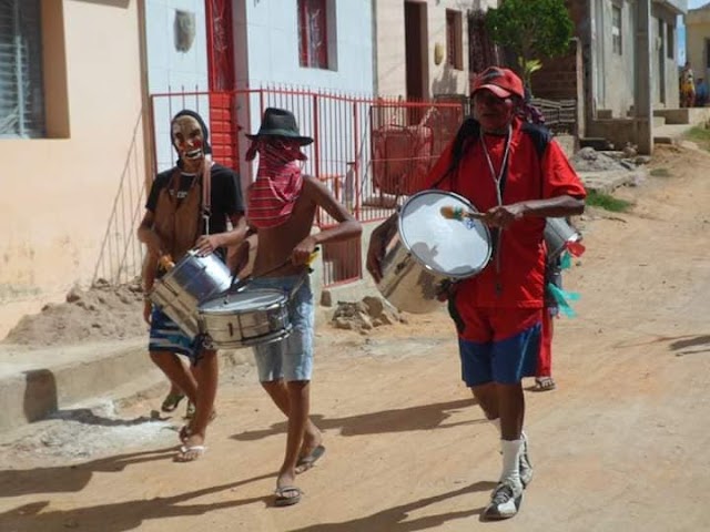 QUE PENA, AQUI JÁ É QUARTA-FEIRA DE CINZAS!!!