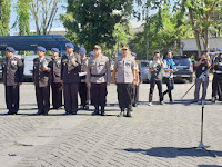 Jenazah Almarhum Brigpol Anumerta Hedar Tiba di Bandara Sultan Hasanuddin Makassar