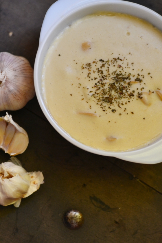 Alia Laila: Garlic Bread + Mushroom Soup.
