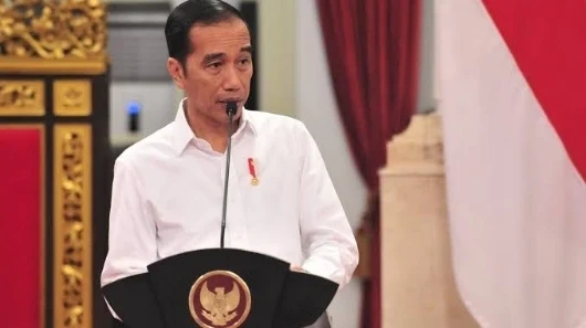 Jokowi Tak Instruksikan Bungkus FPI.