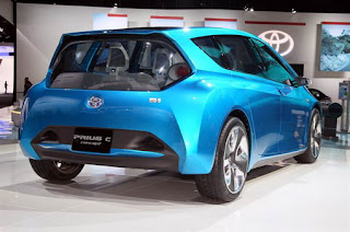 2012 Toyota  Prius-C Picture Gallery | Automobiles Reviews