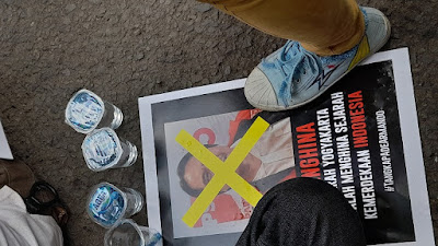 Masyarakat Yogyakarta Minta Ade Armando Dipecat dan Ditangkap