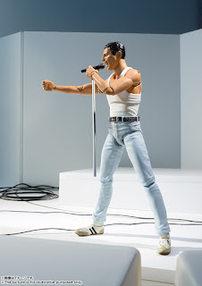 S.H.Figuarts Freddie Mercury Live Aid Version, de Tamashii Nations.