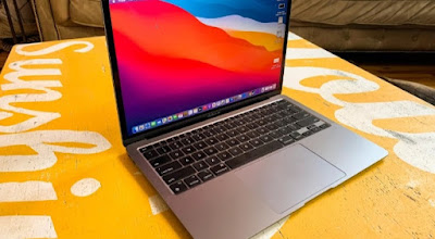 مواصفات لابتوب macbook  pro