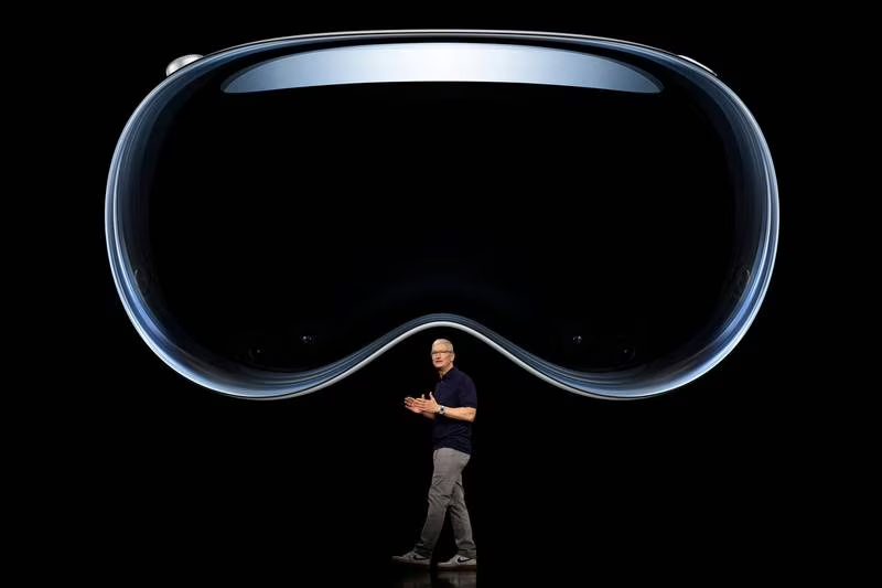 Apple Vision Pro: The Future of AR and VR is Here!