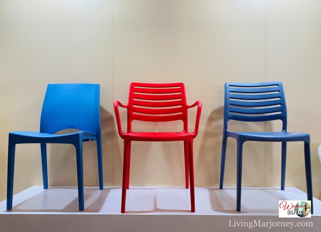 Uratex Stylish Plastic Chairs