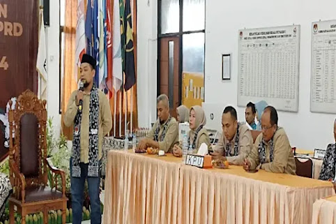KPU Tuban Umumkan Daftar Caleg Sementara 17 Partai Anggota DPRD Tuban