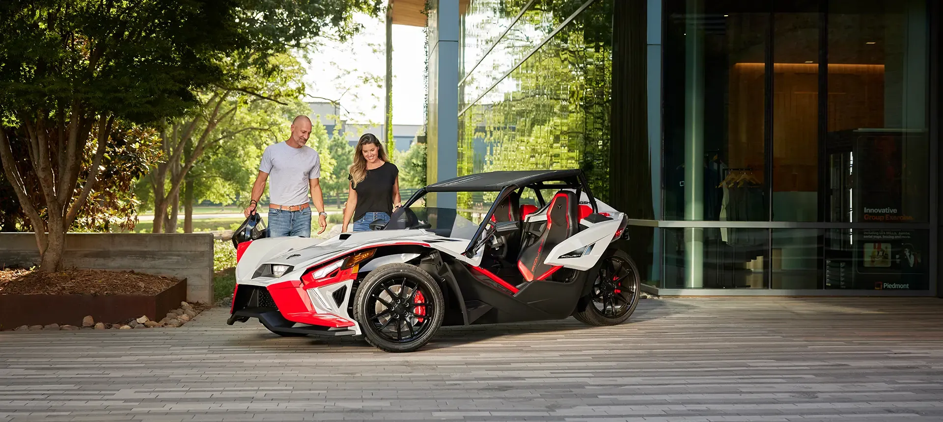 2024 Polaris Slingshot Buyers Guide 2