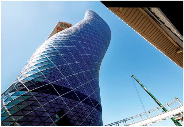 Hyatt Capital Gate, Abu Dhabi بالصور.. تصاميم معمارية «فريدة» - كابيتال جيت المائل بالإمارات العربية المتحدة -