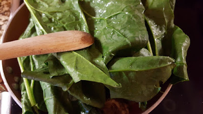 Spinach & mushrooms stir fry 