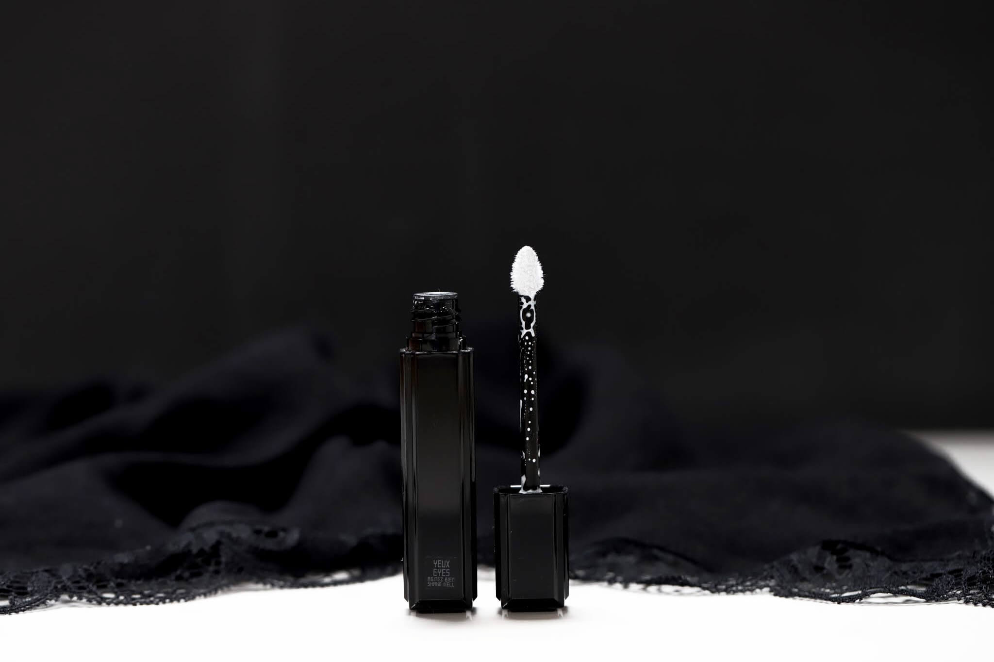 Serge Lutens Passe Velours Ombre à Paupières 4 Gris Clair