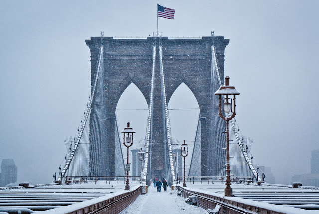 Snow Falling Picture