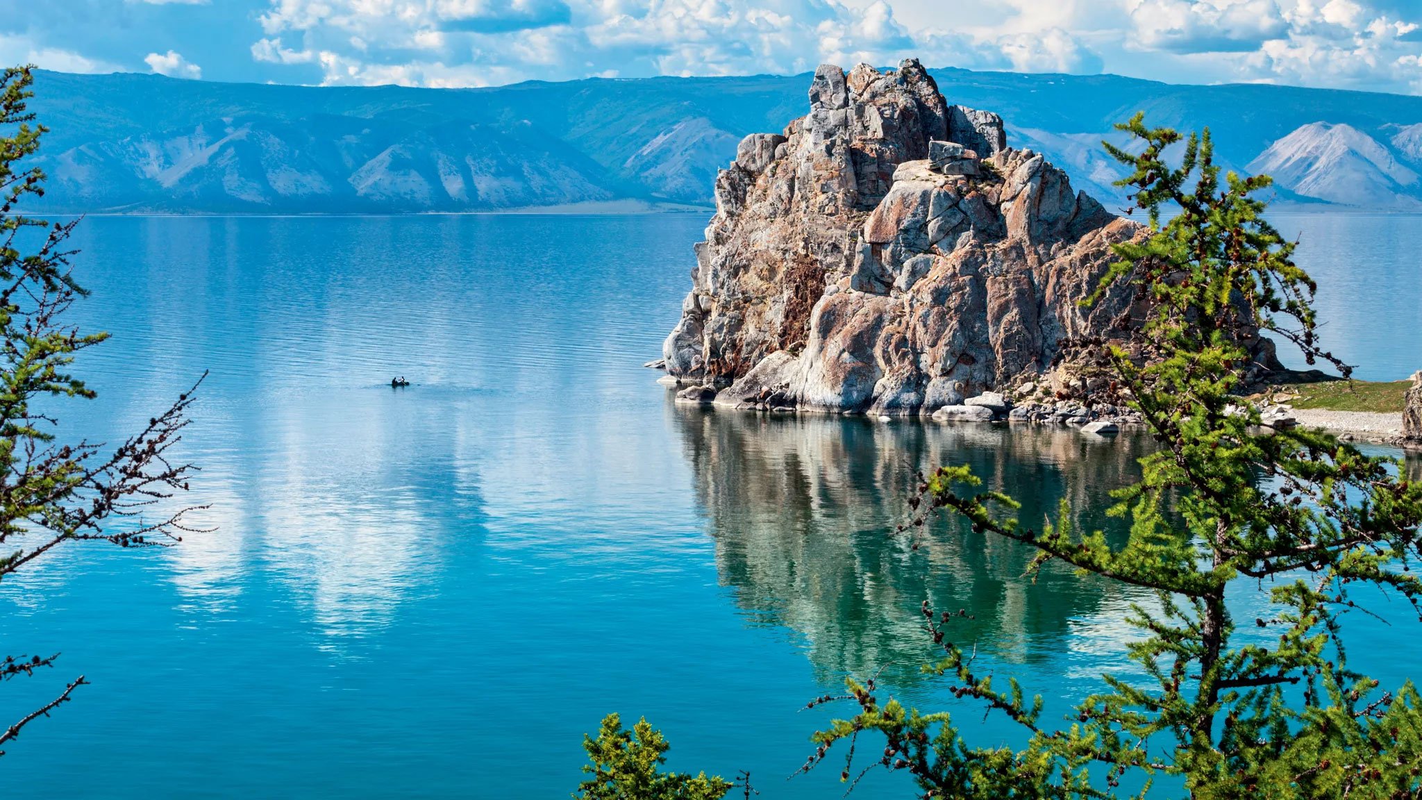 Lake baikal russia. Озеро Байкал, Иркутская область, Бурятия. Иркутск озеро Байкал. Иркутск природа Байкал. Восточная Сибирь Байкал.