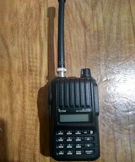 Sewa HT Handy Talky Icom IC-V80