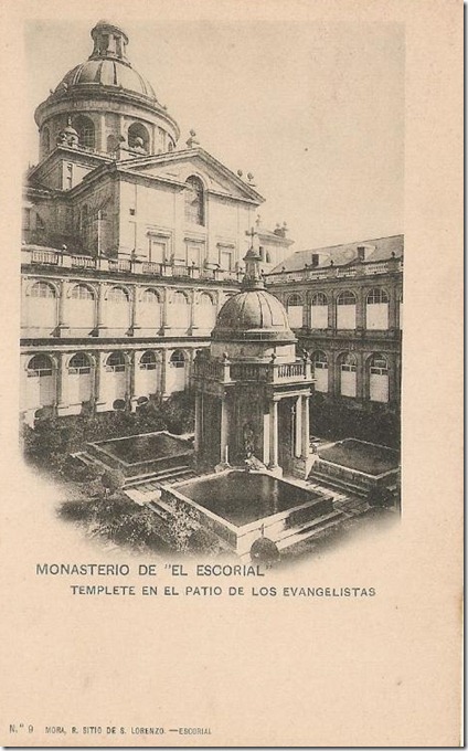 TEMPLETE EN EL PATIO DE LOS EVANGELISTAS TEMPLETE EN EL PATIO DE LOS EVANGELISTAS