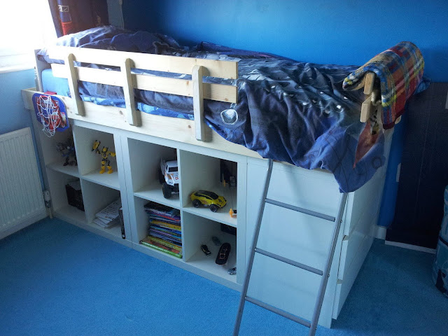 An EXPEDIT Bed for kids!