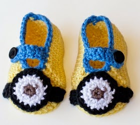 http://translate.googleusercontent.com/translate_c?depth=1&hl=es&prev=search&rurl=translate.google.es&sl=en&u=http://www.hopefulhoney.com/2015/02/minion-inspired-baby-booties-crochet.html&usg=ALkJrhgylA2WOodTlLo2j1TUCphWLIwllA