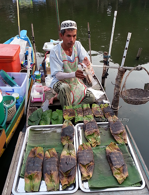 Floating Market Melaka River