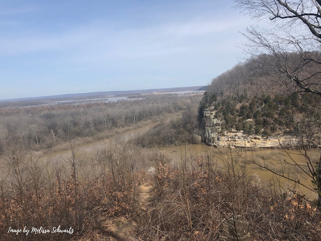 Breathtaking view of ancient bluffs and the Big Muddy from Little Grand Canyon Trail in Shawnee National Forest.