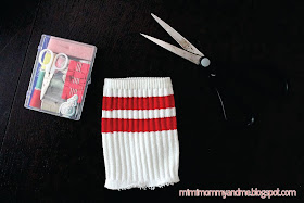 http://mimimommyandme.blogspot.com/2014/05/diy-doll-tube-sock-pants.html #tubesock #doll #pants