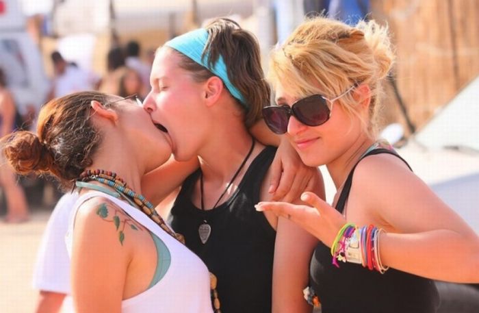 Israeli Beach Girls