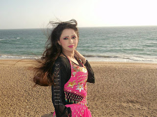 Muskan Baig on uae beach for picnic