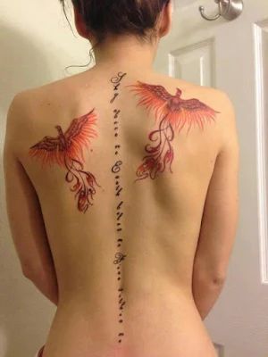 tatuaje de Ave Fenix En Mujer