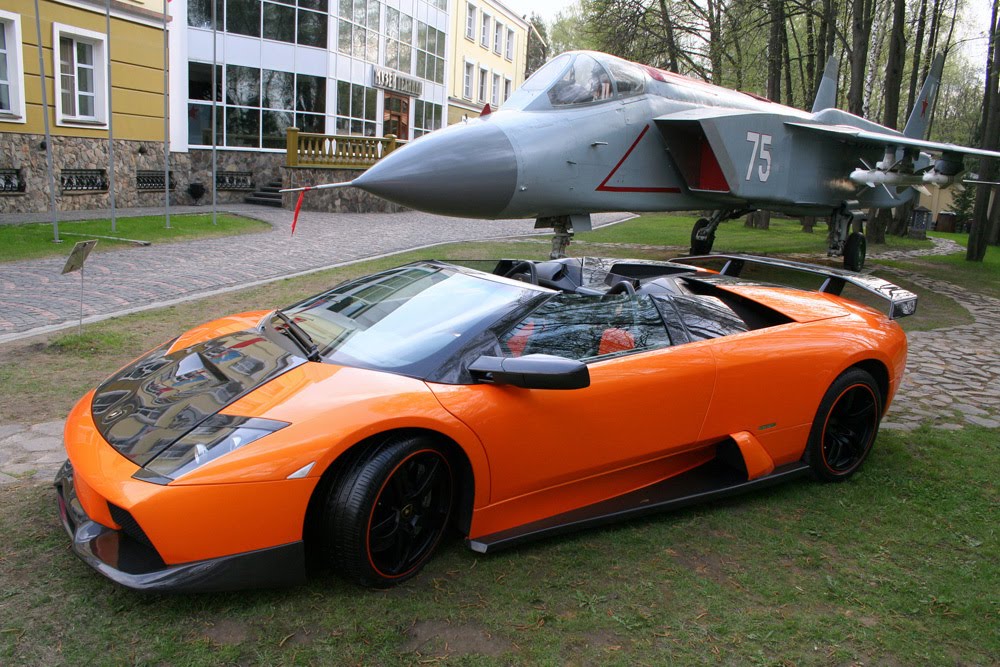 Lamborghini Murci lago Roadster por Status Design